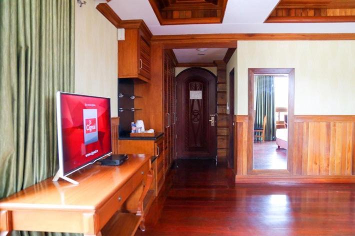 Alta D' Tagaytay Hotel Tagaytay City Екстериор снимка