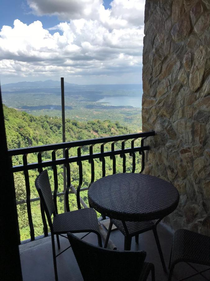 Alta D' Tagaytay Hotel Tagaytay City Екстериор снимка