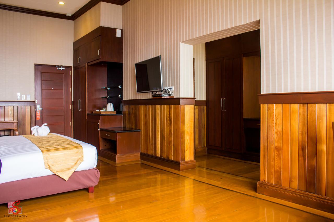 Alta D' Tagaytay Hotel Tagaytay City Екстериор снимка