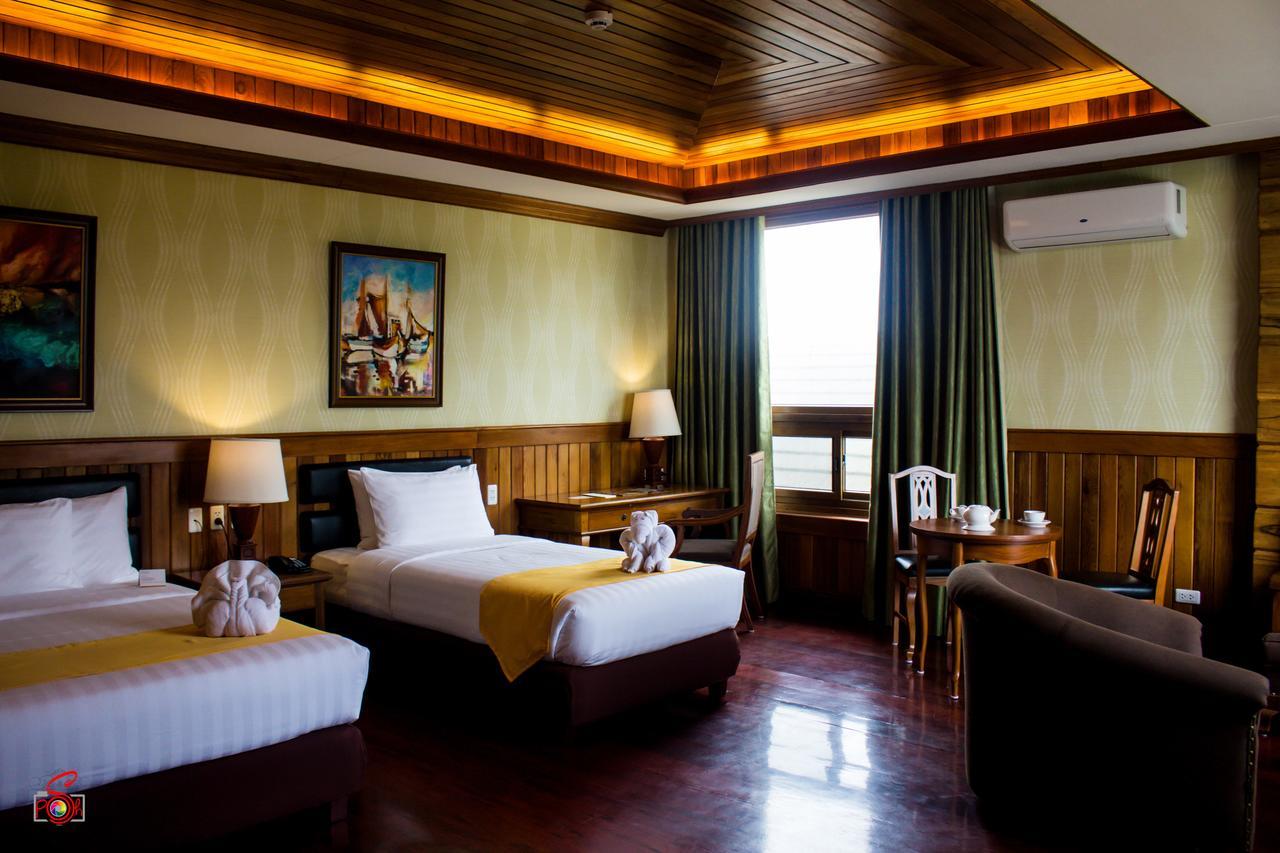 Alta D' Tagaytay Hotel Tagaytay City Екстериор снимка