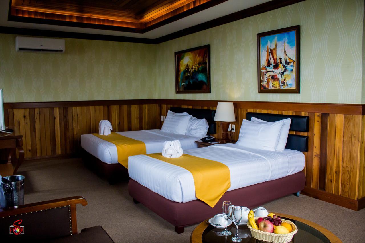 Alta D' Tagaytay Hotel Tagaytay City Екстериор снимка