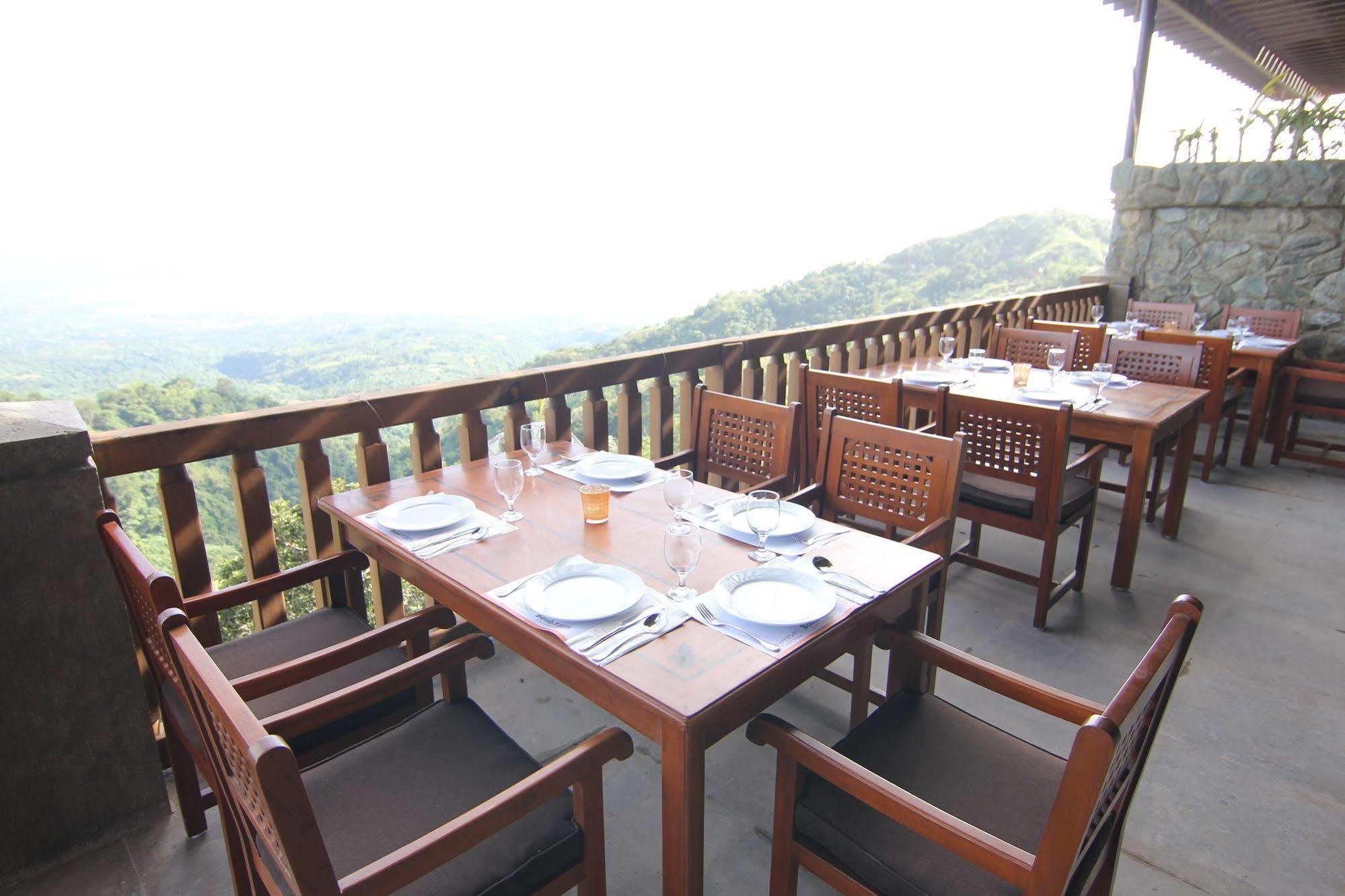 Alta D' Tagaytay Hotel Tagaytay City Екстериор снимка