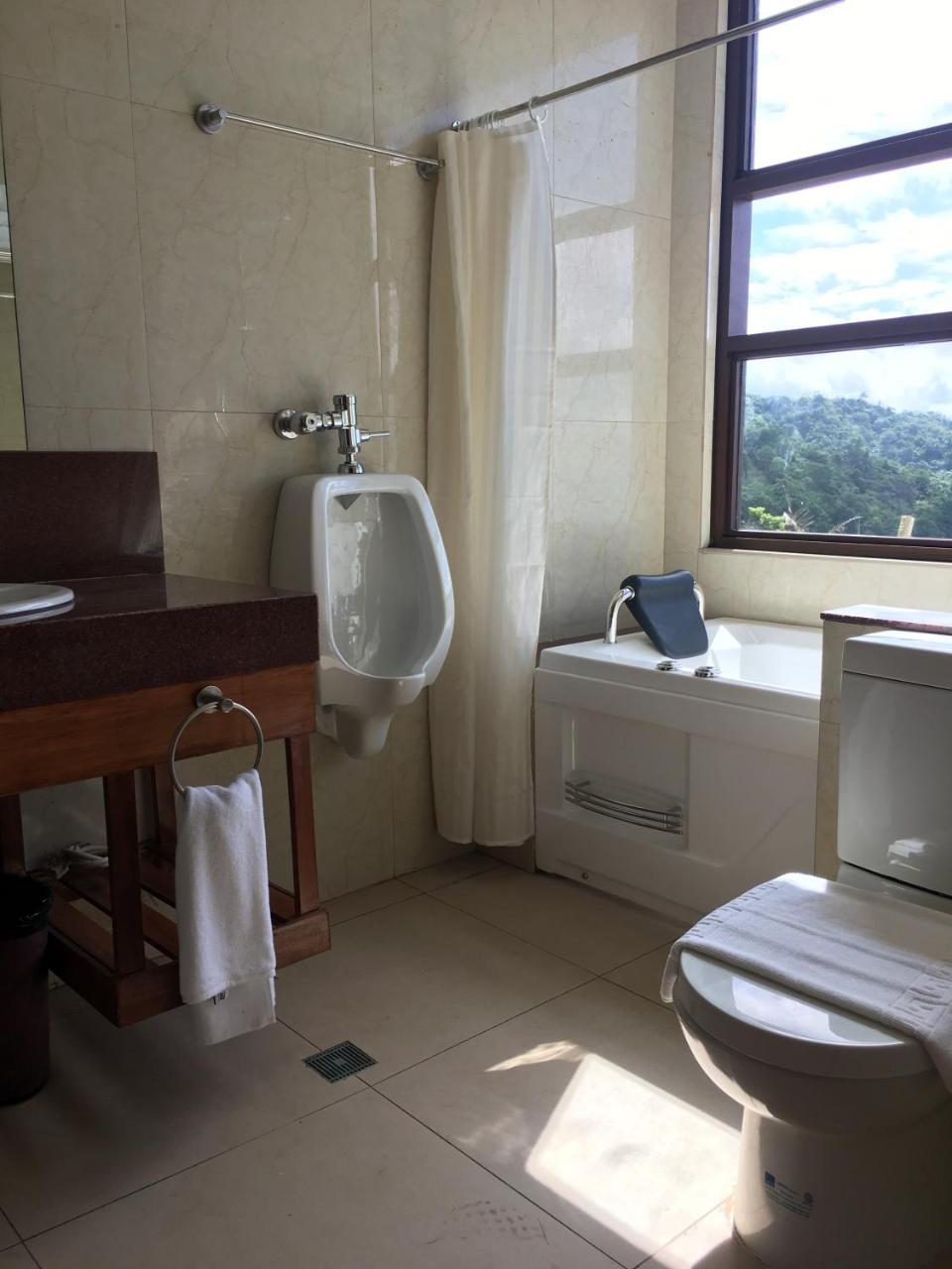 Alta D' Tagaytay Hotel Tagaytay City Екстериор снимка